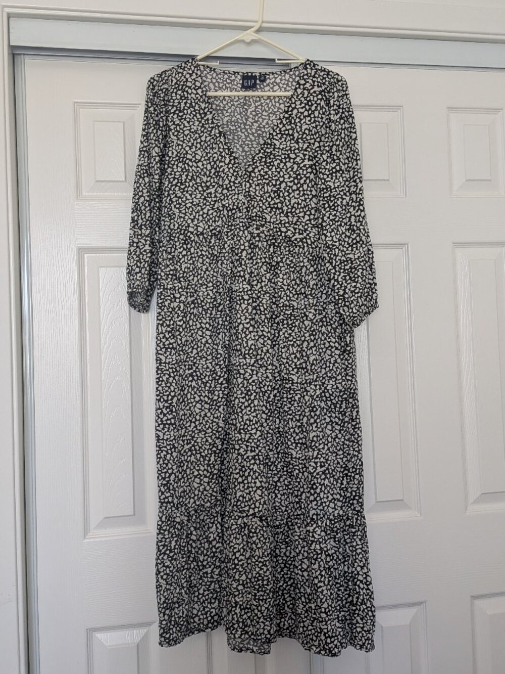 GAP Ruffle Hem Midi Dress